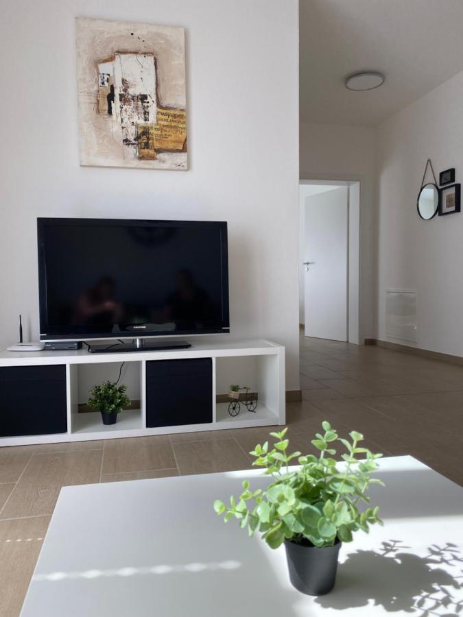 Ferienwohnung Im Dhrontal Grafendhron Exterior foto